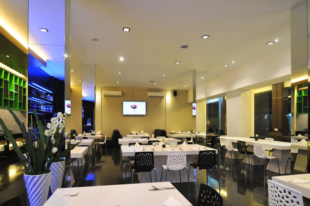 Ace Hotel Batam Nagoya Exterior foto